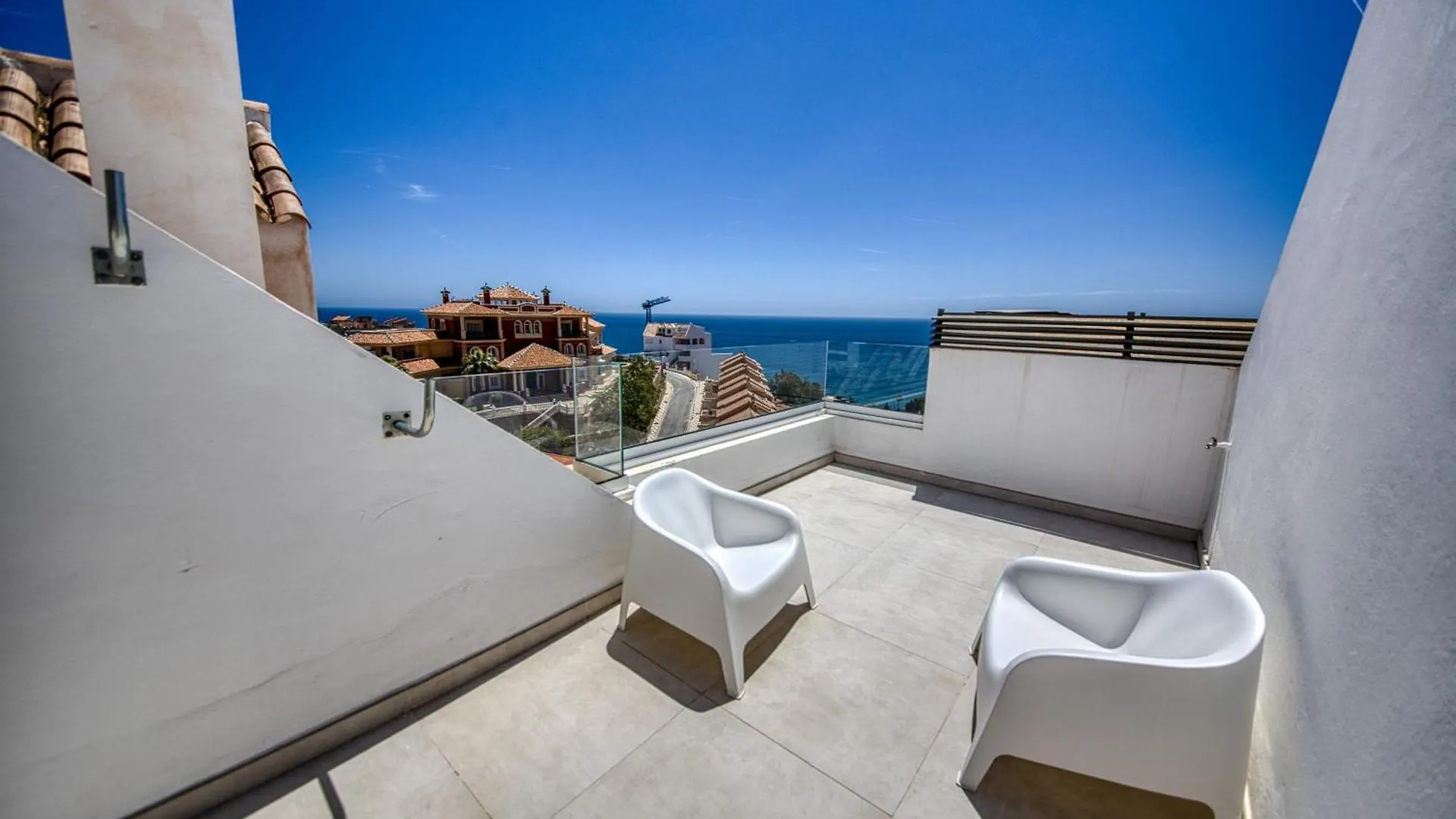 Penthouse Carabela Seaviews Apartment Benalmadena 0*,  Spain